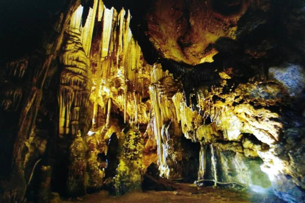 Ferula Romantica Mansarda Tra Fiumi E Montagne Sardegna Seùlo Exteriér fotografie